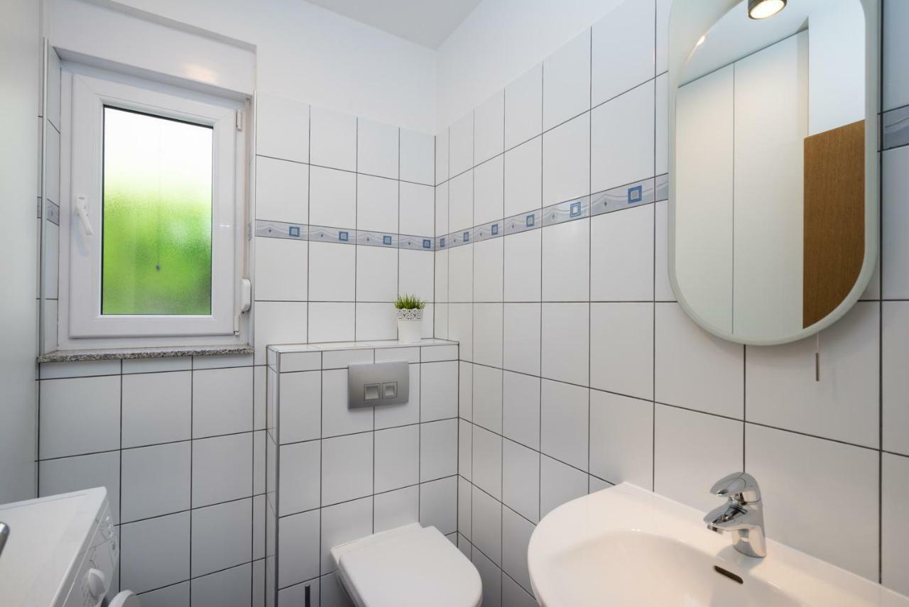 Apartments Biba Malinska Εξωτερικό φωτογραφία